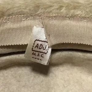 Duchess | Accessories | Vintage Duchess Womens Taupe Fur Hat  display picture 2